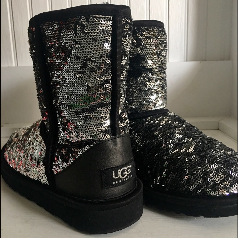 UGG Classic Short Sparkle Boot